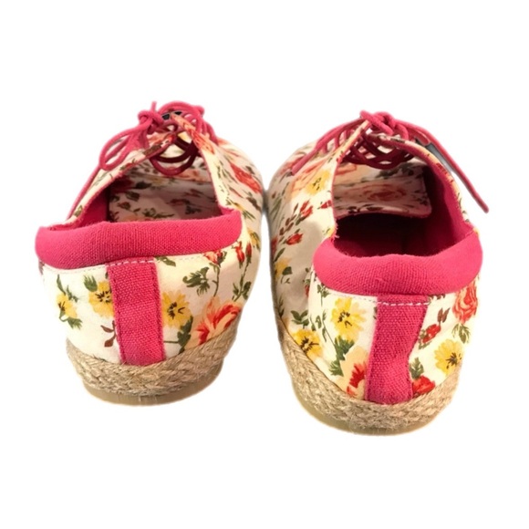 Sophie Sue Floral Print lace up Flats Size 9 - Picture 5 of 6